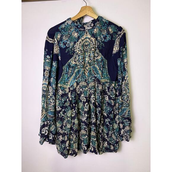 Free People Lady Luck Print Tunic Top Bell Sleeve Blue M Boho - Picture 2 of 5